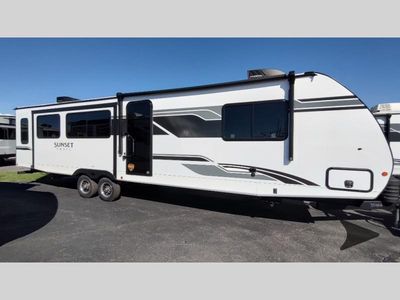 2025 CrossRoads RV Sunset Trail Super Lite - Photo 13