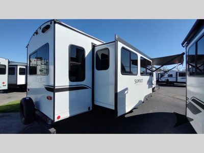 2025 CrossRoads RV Sunset Trail Super Lite - Photo 11