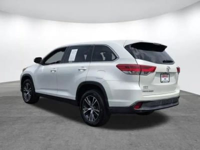 2019 Toyota Highlander - Photo 6