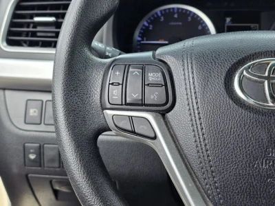 2019 Toyota Highlander - Photo 24