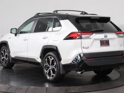 2023 Toyota RAV4 Prime - Photo 3