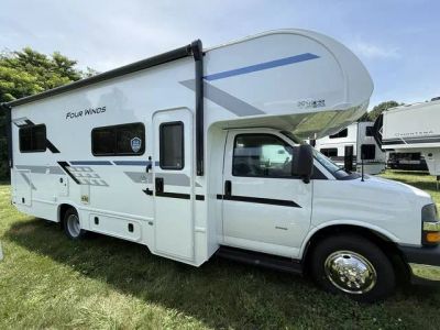 2027 THOR FOUR WINDS 25Z — front three-quarter view