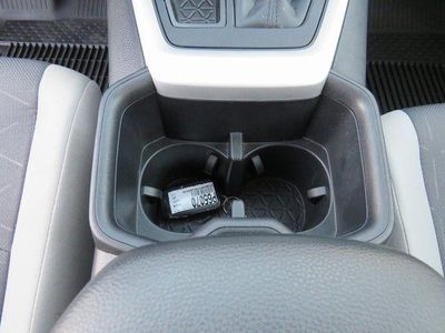 2025 Toyota RAV4 - Photo 60