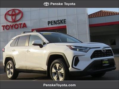2025 Toyota RAV4 - Photo 1