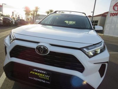 2025 Toyota RAV4 - Photo 5