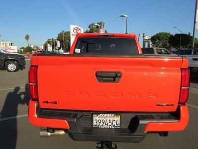 2024 Toyota TACOMA TRD OFFRD — photo 11 view