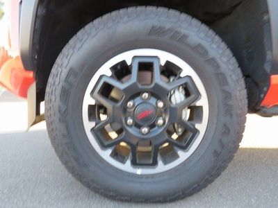 2024 Toyota TACOMA TRD OFFRD — photo 7 view