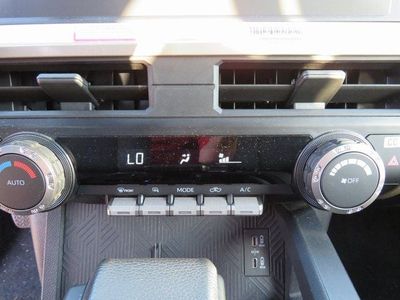 2024 Toyota TACOMA TRD OFFRD — photo 31 view