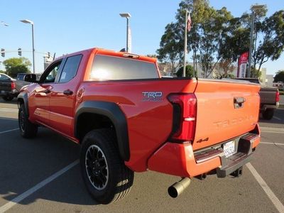2024 Toyota TACOMA TRD OFFRD — photo 10 view