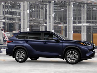2026 Toyota Highlander Hybrid - Photo 13