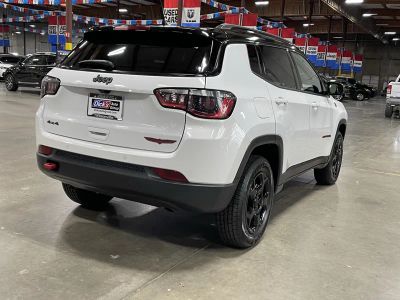 2023 Jeep Compass — detail view