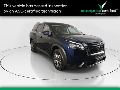 2024 Nissan Pathfinder SL 4WD — front three-quarter view
