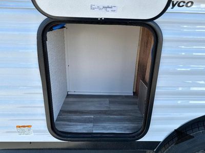 2025 Jayco Jay Flight SLX - Photo 10