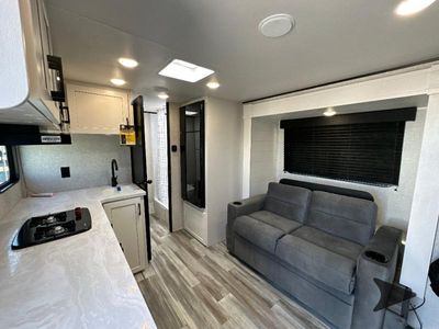 2025 Jayco Jay Flight SLX - Photo 11