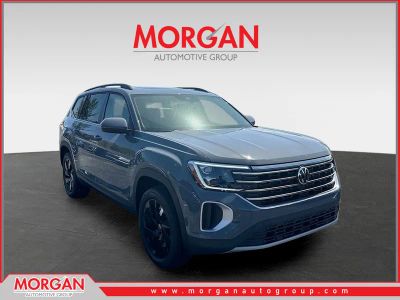 2026 Volkswagen Atlas 2.0T SE w/Technology in Gray — front three-quarter view