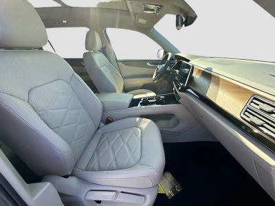 2026 Volkswagen Atlas — photo 24 view
