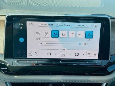 2026 Volkswagen Atlas — photo 14 view