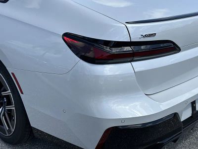 2026 BMW 7 Series — photo 8 view