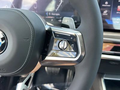 2026 BMW 7 Series — photo 32 view