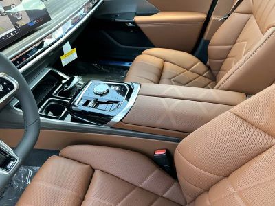 2026 BMW 7 Series — photo 21 view