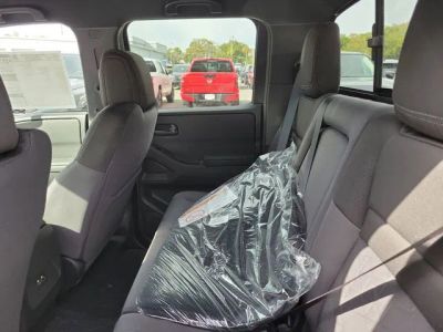 2026 Nissan Frontier — photo 24 view