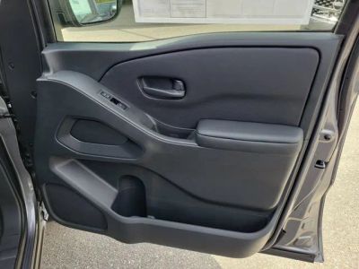 2026 Nissan Frontier — photo 32 view