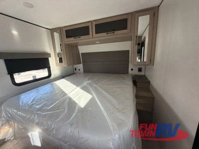 2025 Keystone RV Coleman Legacy - Photo 19