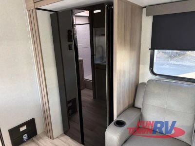 2025 Keystone RV Coleman Legacy - Photo 12