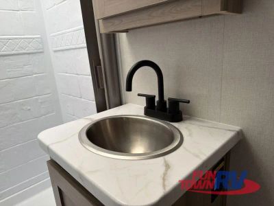 2025 Keystone RV Coleman Legacy - Photo 22