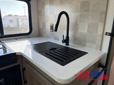 2025 Keystone RV Coleman Legacy - Photo 13