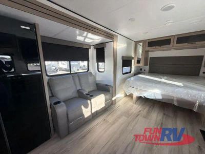 2025 Keystone RV Coleman Legacy - Photo 16