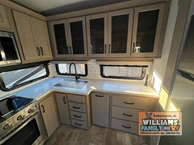 2024 Forest River Rockwood Signature - Photo 9