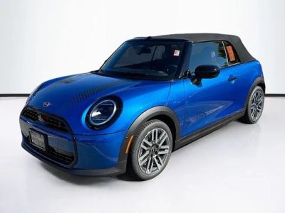2026 MINI CONVERTIBLE SIGNATURE PLUS in Icy Sunshine Blue Metallic — front three-quarter view