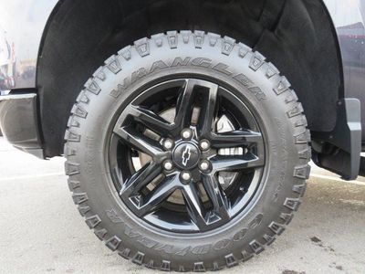 2022 Chevrolet Silverado — photo 14 view