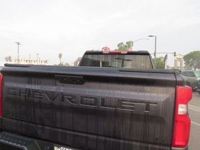 2022 Chevrolet Silverado — photo 10 view