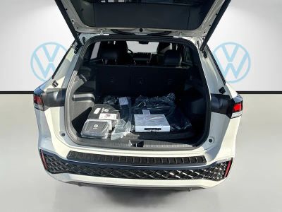 2026 Volkswagen Tiguan — photo 21 view
