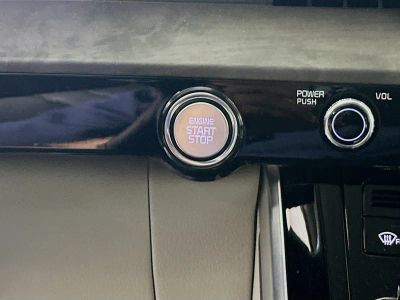 2024 Kia Carnival — photo 20 view