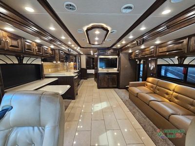 2016 Tiffin Motorhomes Phaeton - Photo 9