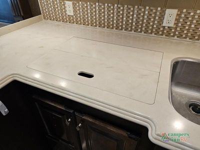 2016 Tiffin Motorhomes Phaeton - Photo 22