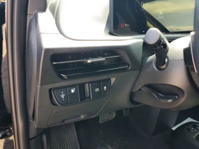 2025 Kia EV6 — photo 16 view