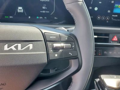 2025 Kia EV6 — photo 20 view
