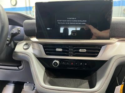 2026 Ford Explorer — photo 11 view