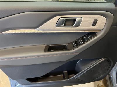 2026 Ford Explorer — photo 20 view