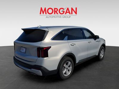 2026 Kia Sorento - Photo 3