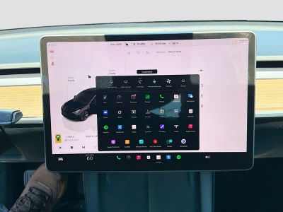 2023 Tesla Model 3 — photo 29 view