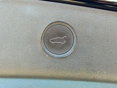 2023 Tesla Model 3 — photo 12 view