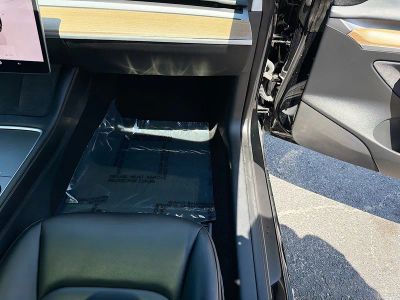 2023 Tesla Model 3 — photo 17 view