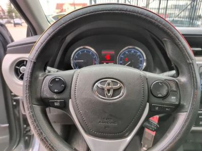 2018 Toyota Corolla - Photo 16
