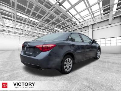 2018 Toyota Corolla - Photo 3