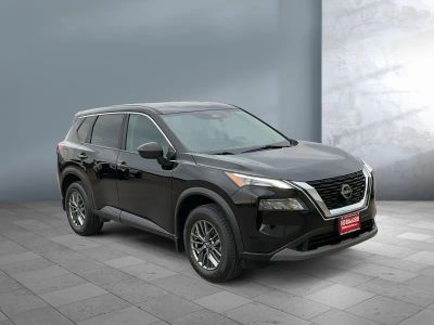 2023 Nissan Rogue — photo 8 view